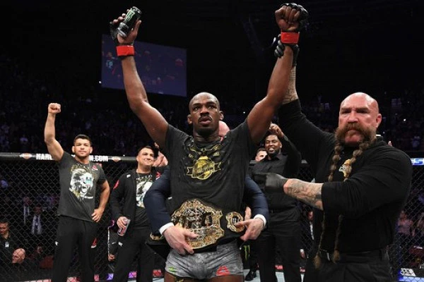 Курс на Миочича: Джонс отказался от титула UFC